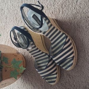 WHBM Navy Off White Stripe Wedges